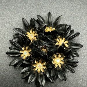 Black and Gold Floral Brooch floral gothic Coro